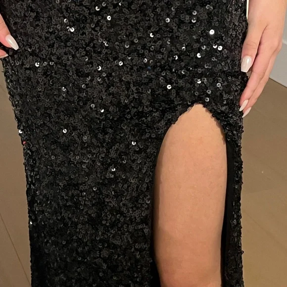 Grad/Prom Dress - Picture 3 of 4